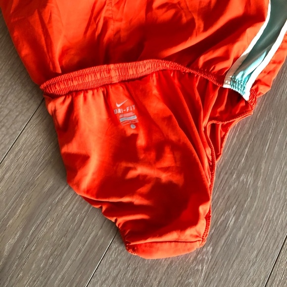 SALE🔥🐰 Nike Running Shorts Orange White Stripe - Picture 7 of 8
